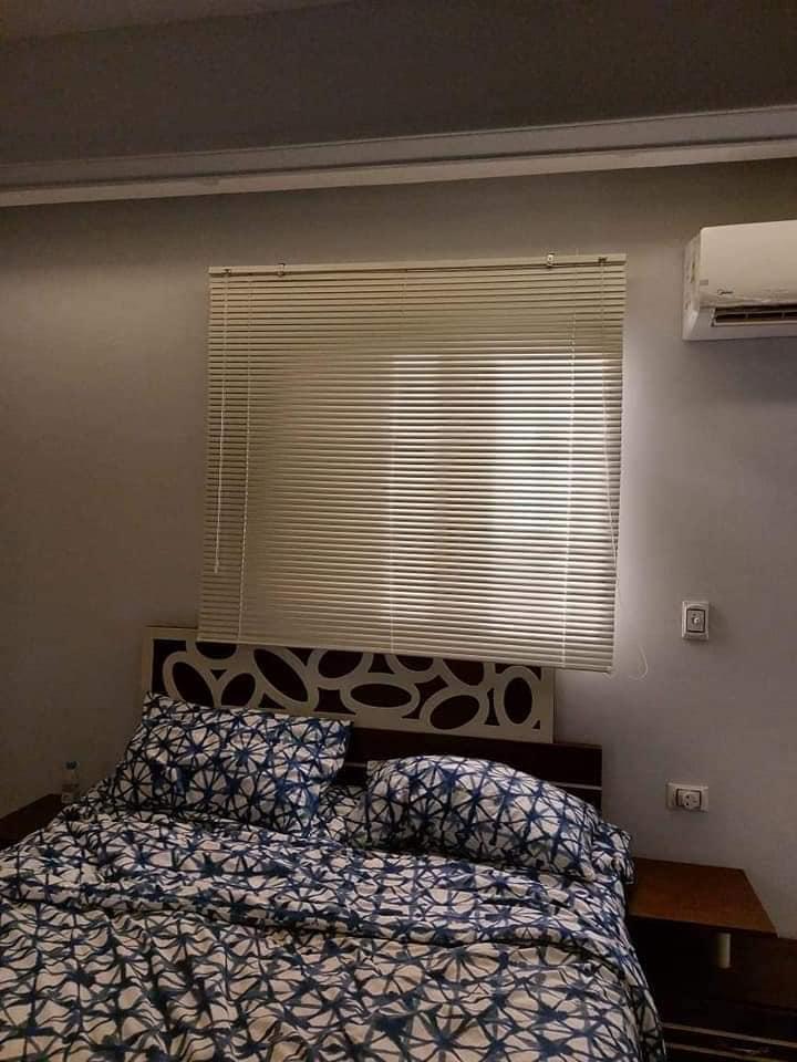 ستارة معدنية بيج