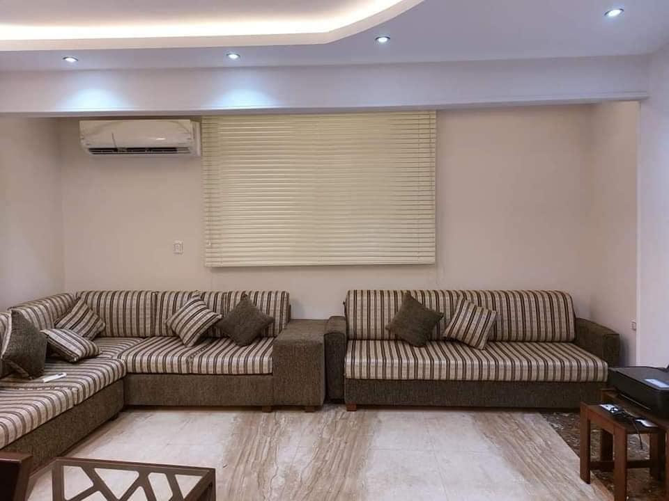 ستارة معدنية بيج
